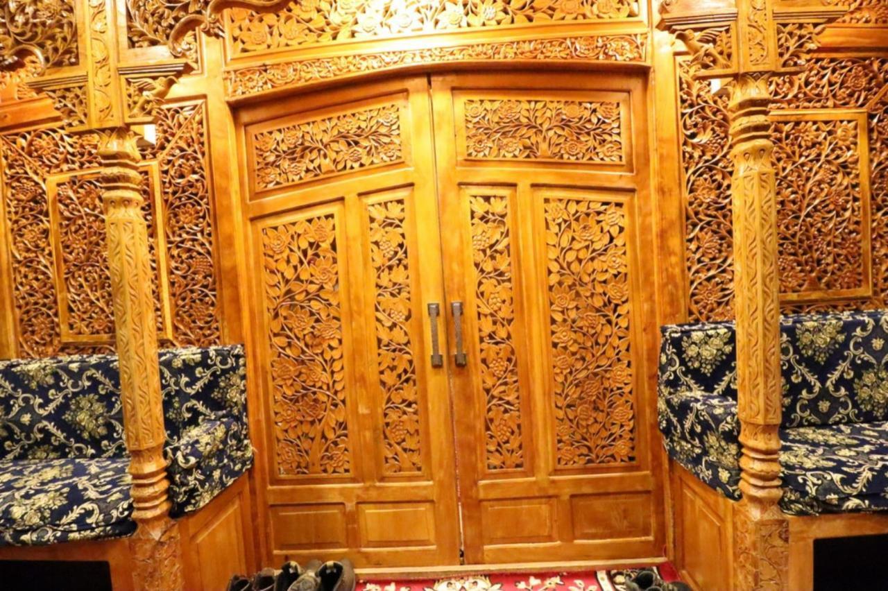 Umbrella Group Of House Boat Hotel Srinagar  Luaran gambar