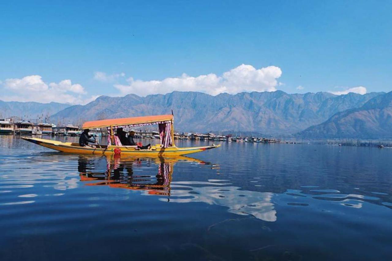 Umbrella Group Of House Boat Hotel Srinagar  Luaran gambar